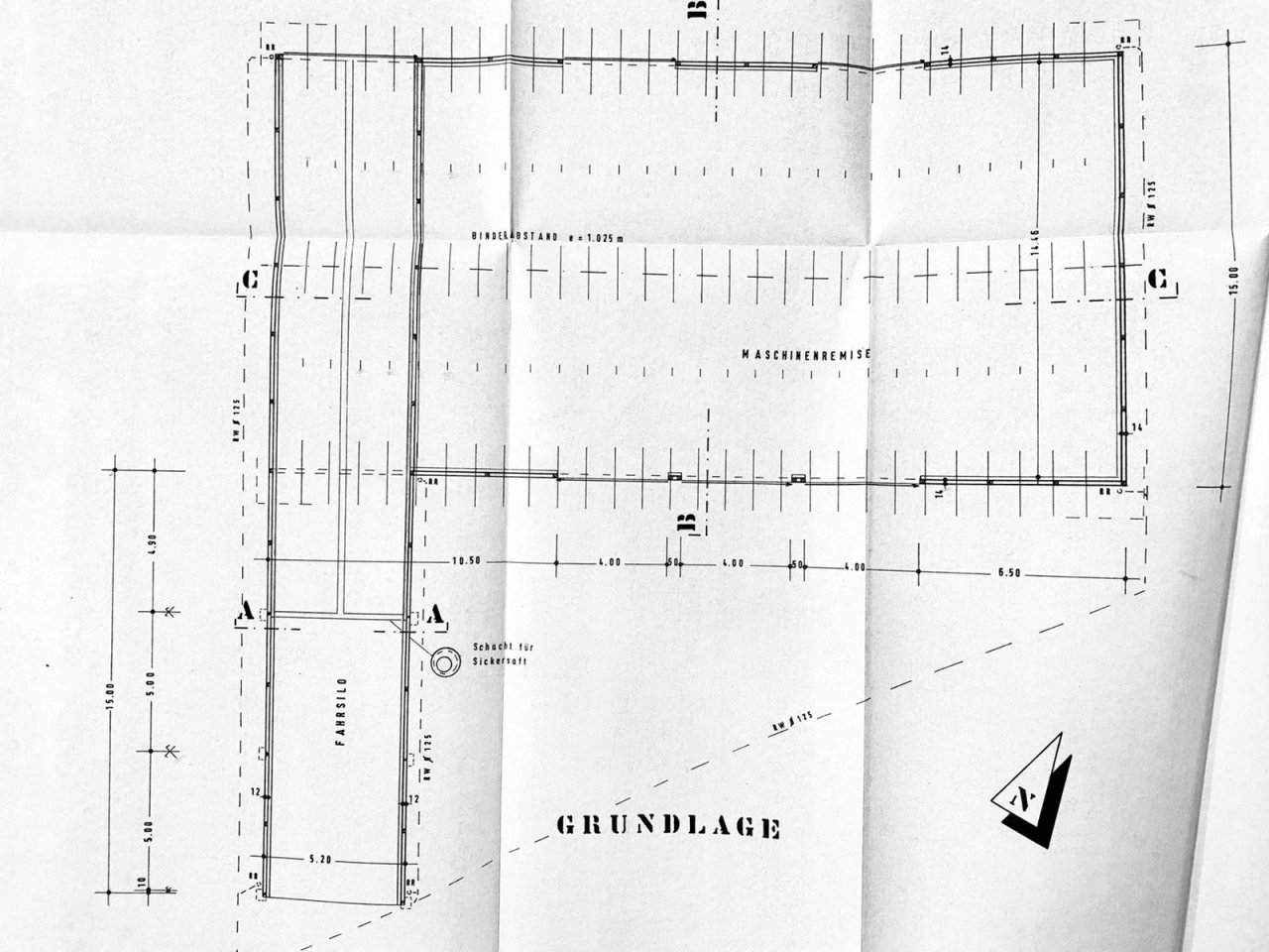 Biberach an der Riß: Großzügige, jedoch einfache Lagerhalle in Biberach / Teilort 