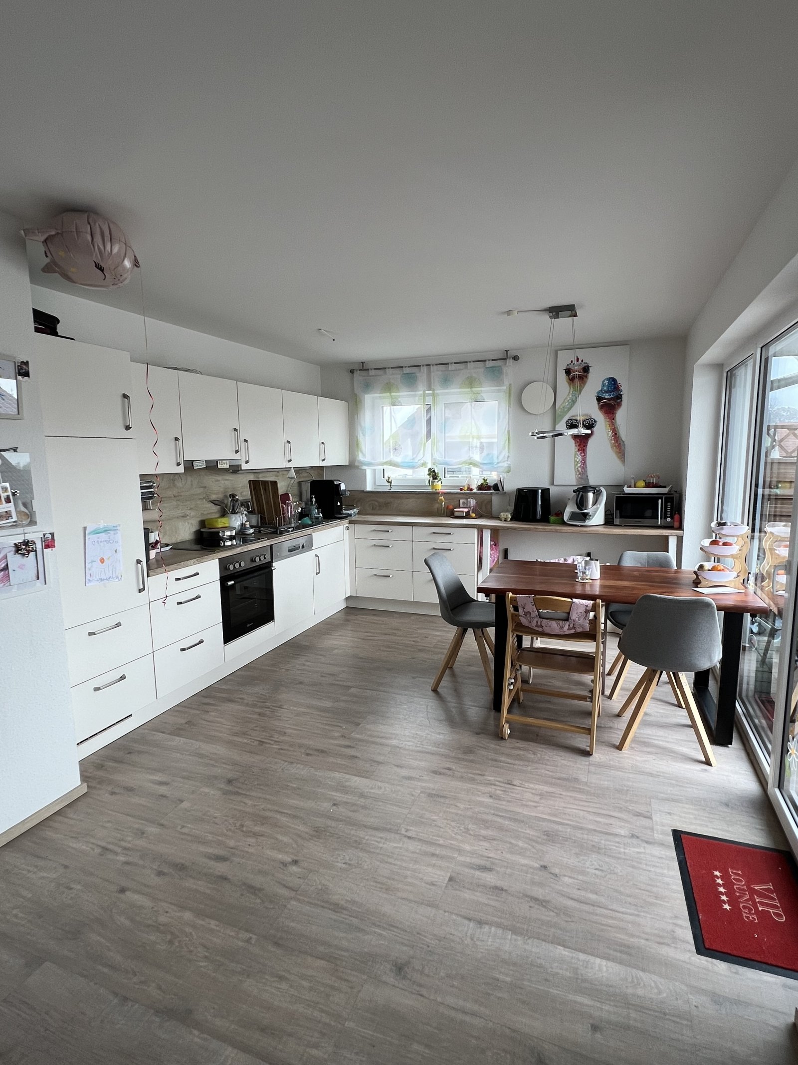 Maselheim: *Neuwertige * Charmante 4- Zi Wohnung mit großem Balkon in Maselheim 