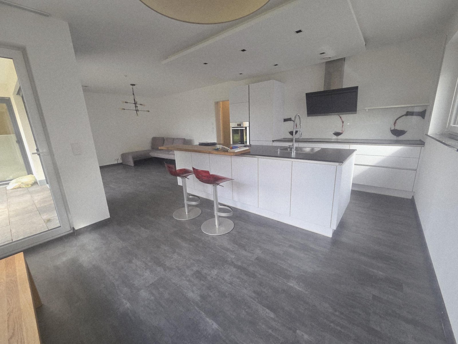 Biberach an der Riß: Moderne 3,5- Zimmer Wohnung mit Garten zum Wohlfühlen in Biberach 