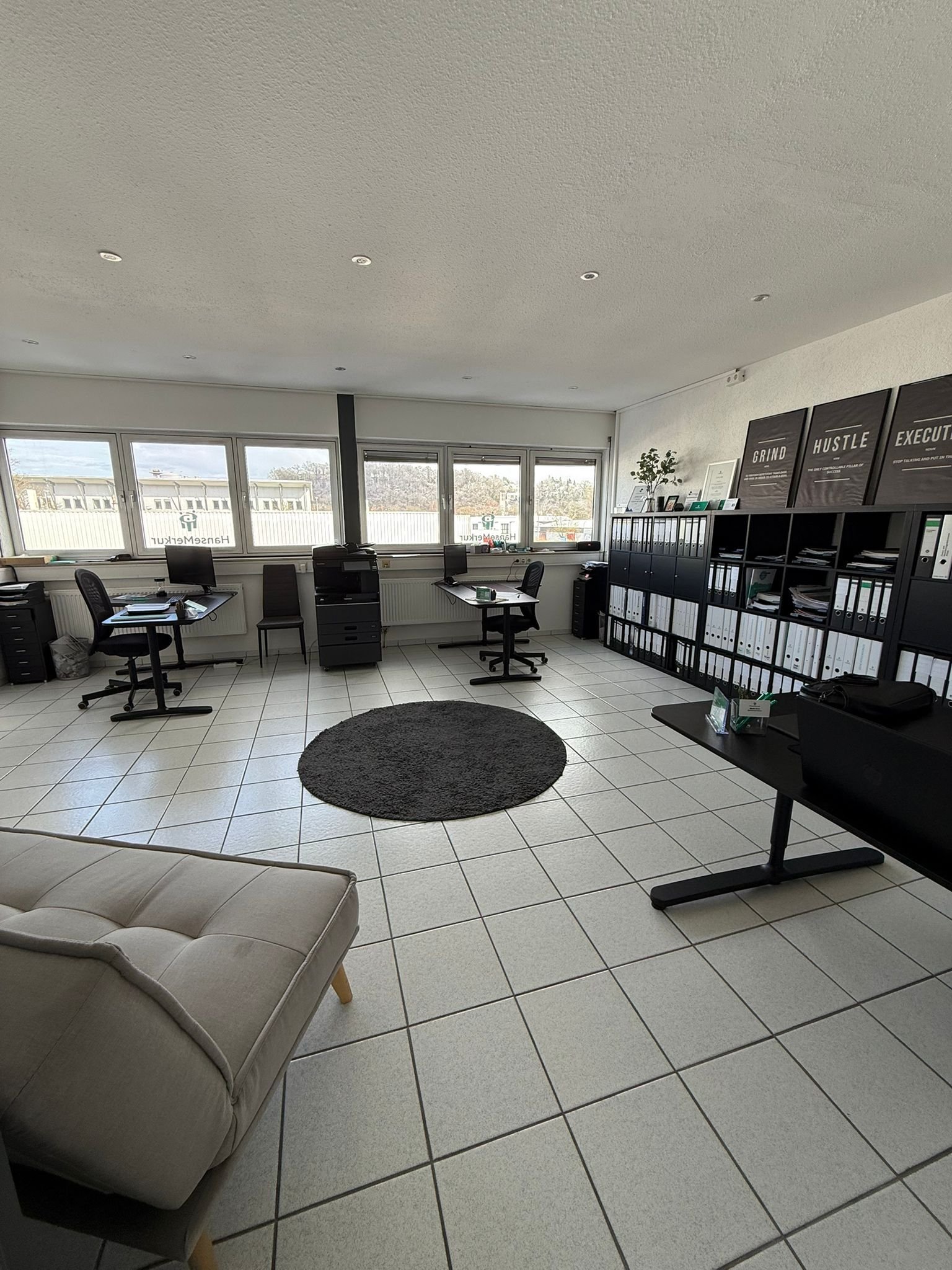 Biberach an der Riß: Helles u. großzügiges Büro od. Schulungsräume in Biberach 