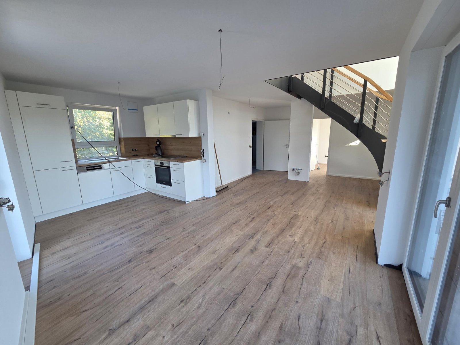 Schemmerhofen/ LK Biberach: Lichtdurchflutete 4-Zimmer-Wohnung über zwei Etagen / bei Schemmerhofen Schemmerhofen/ LK Biberach: Lichtdurchflutete 4-Zimmer-Wohnung über zwei Etagen / bei Schemmerhofen