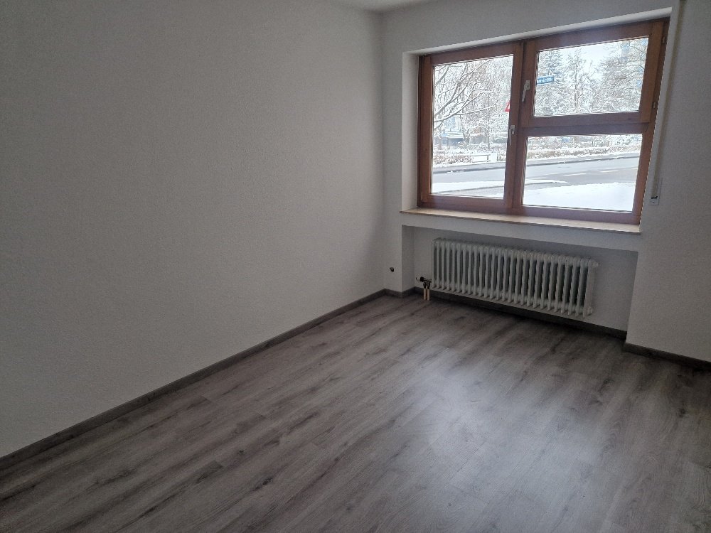 weiteres Arbeits- bzw. Kinderzimmer