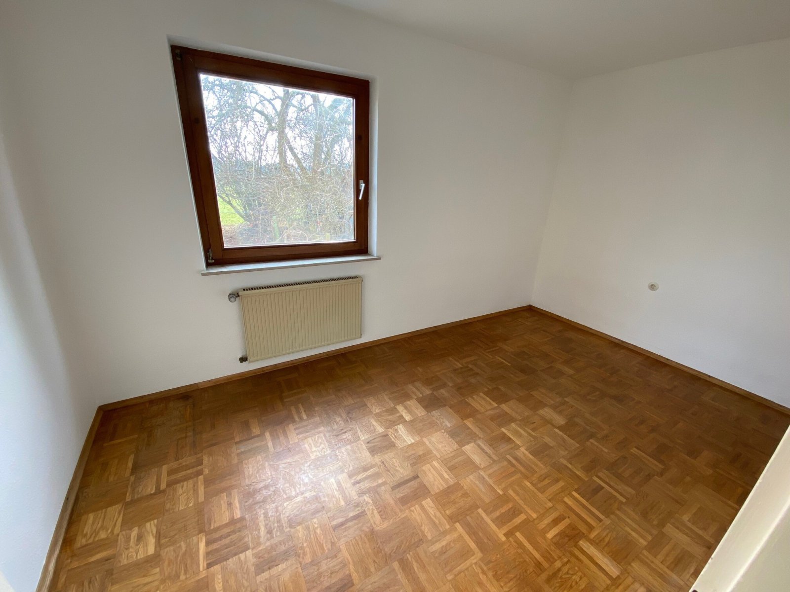 kleines weiteres Zimmer Erdgeschoss