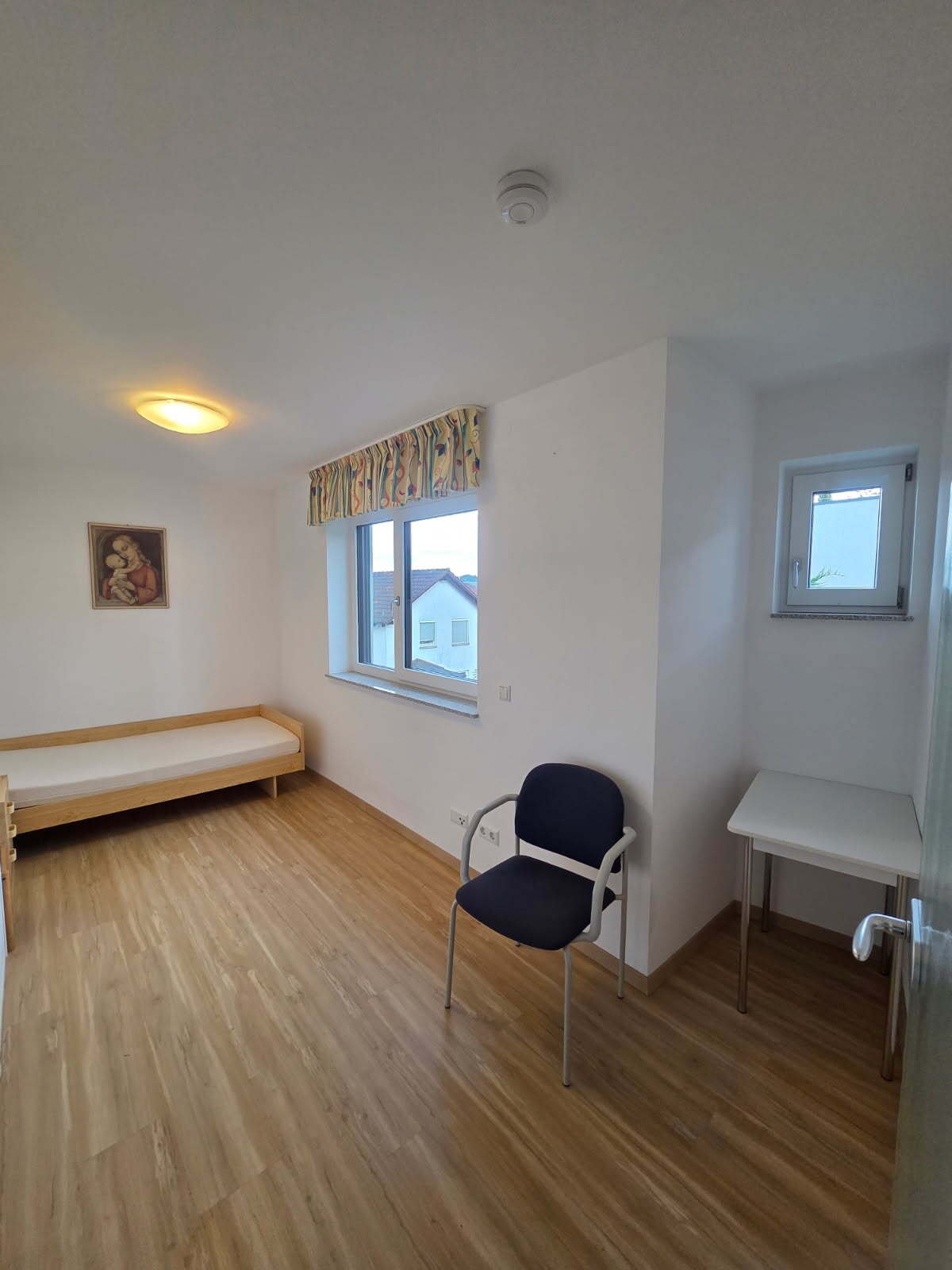 Weiteres Arbeits- bzw. Kinderzimmer