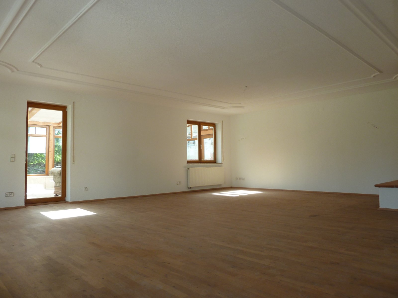 Wohnen neuwertiges Wohnhaus