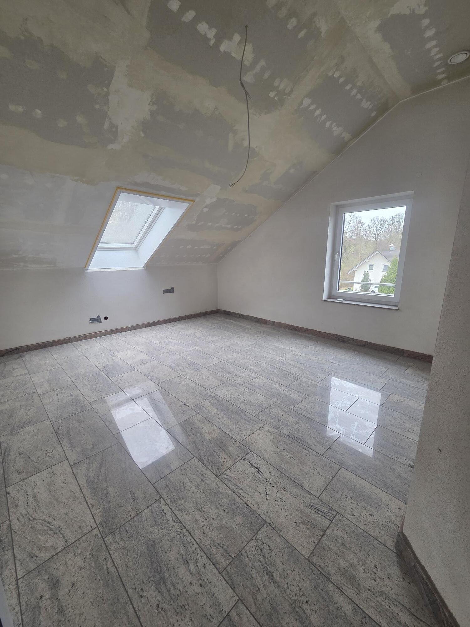 weiteres Schlafzimmer Dachgeschoss