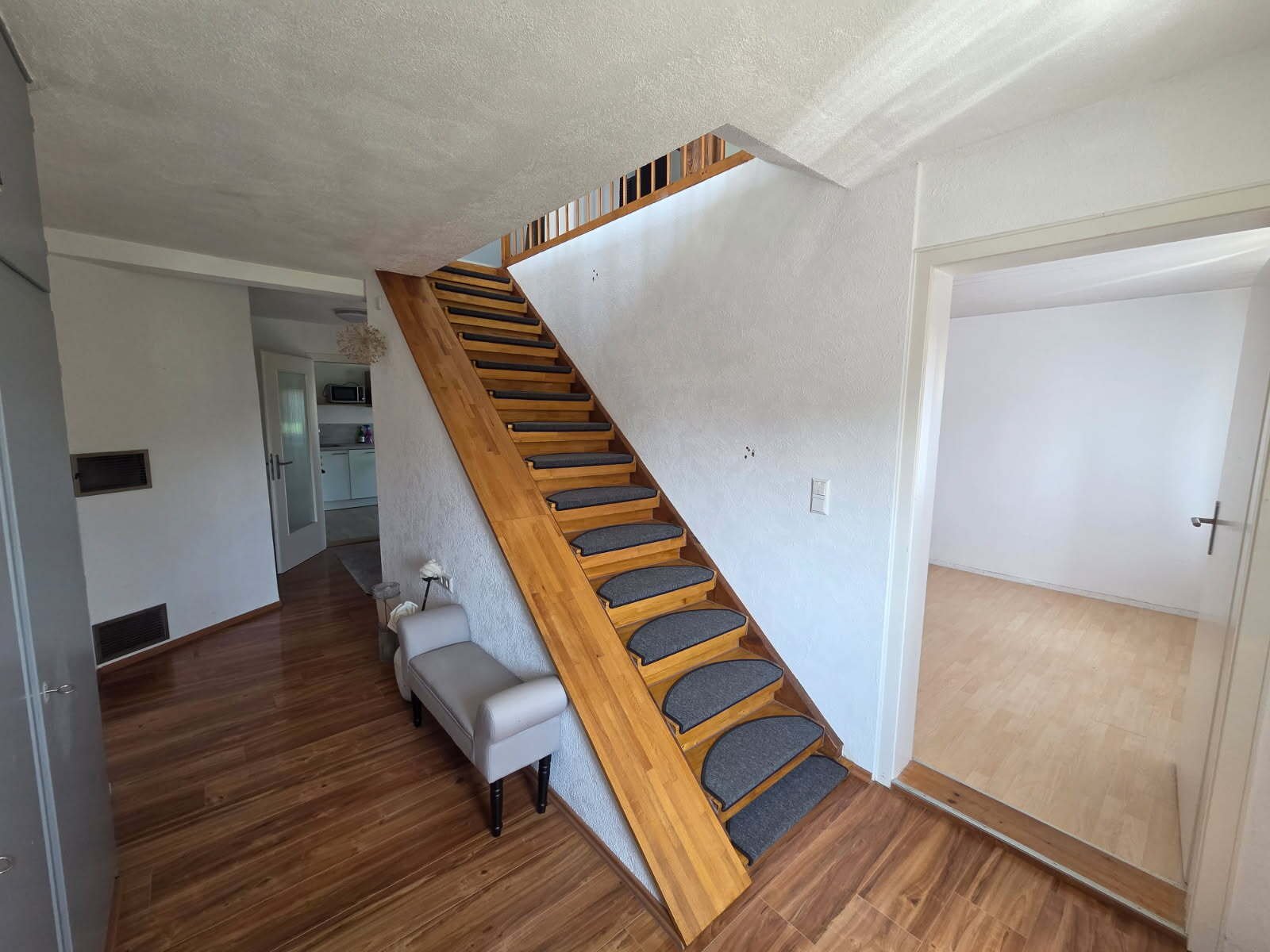 Zugang zum Dachgeschoss